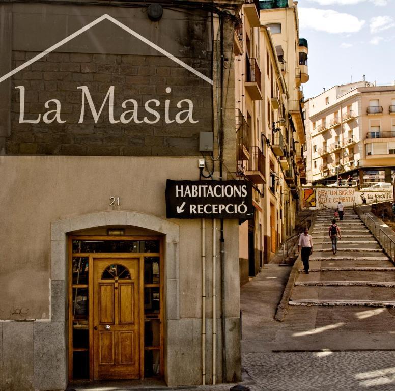 Hostal La Masia Manresa Exteriör bild